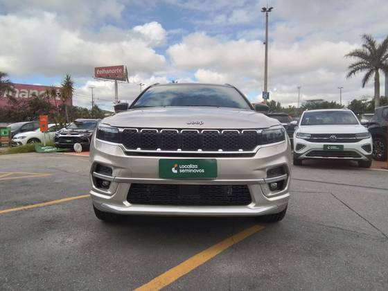 JEEP COMMANDER 1.3 T270 TURBO FLEX OVERLAND AT6 JEEP COMMANDER 1.3 T270 TURBO FLEX OVERLAND AT6
